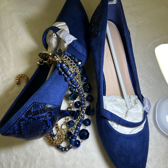 Shoes - Pumps Heels